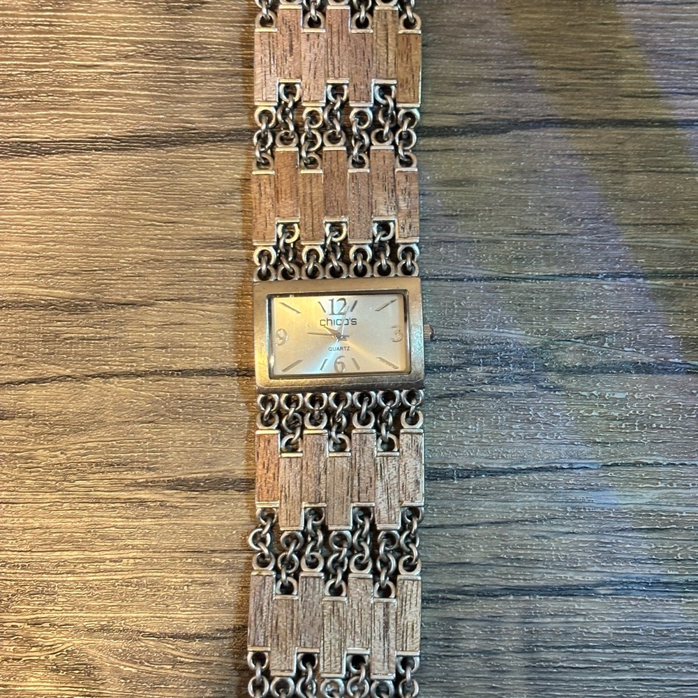 Chico’s quartz chain-link stretch watch (fashion bangle style, 2000s–2010’s